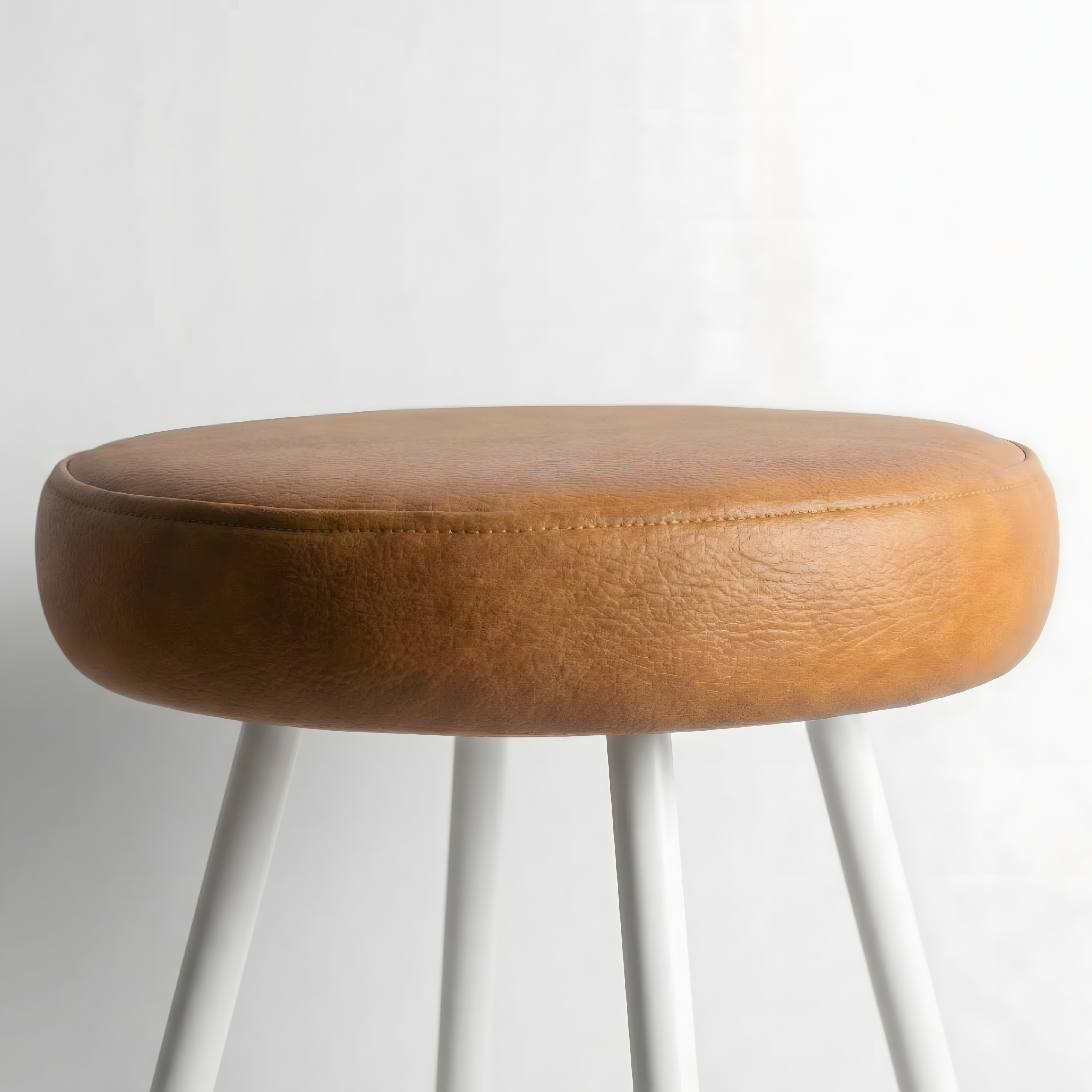 Bar Taburesi Deri Döşemeli Kahverengi Metal Ayaklı – 75cm