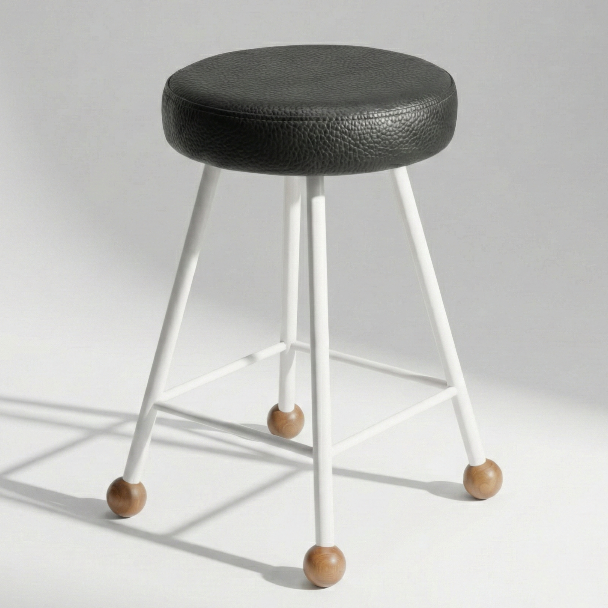 Tabure Deri Döşemeli Beyaz Metal Ayaklı – 47cm