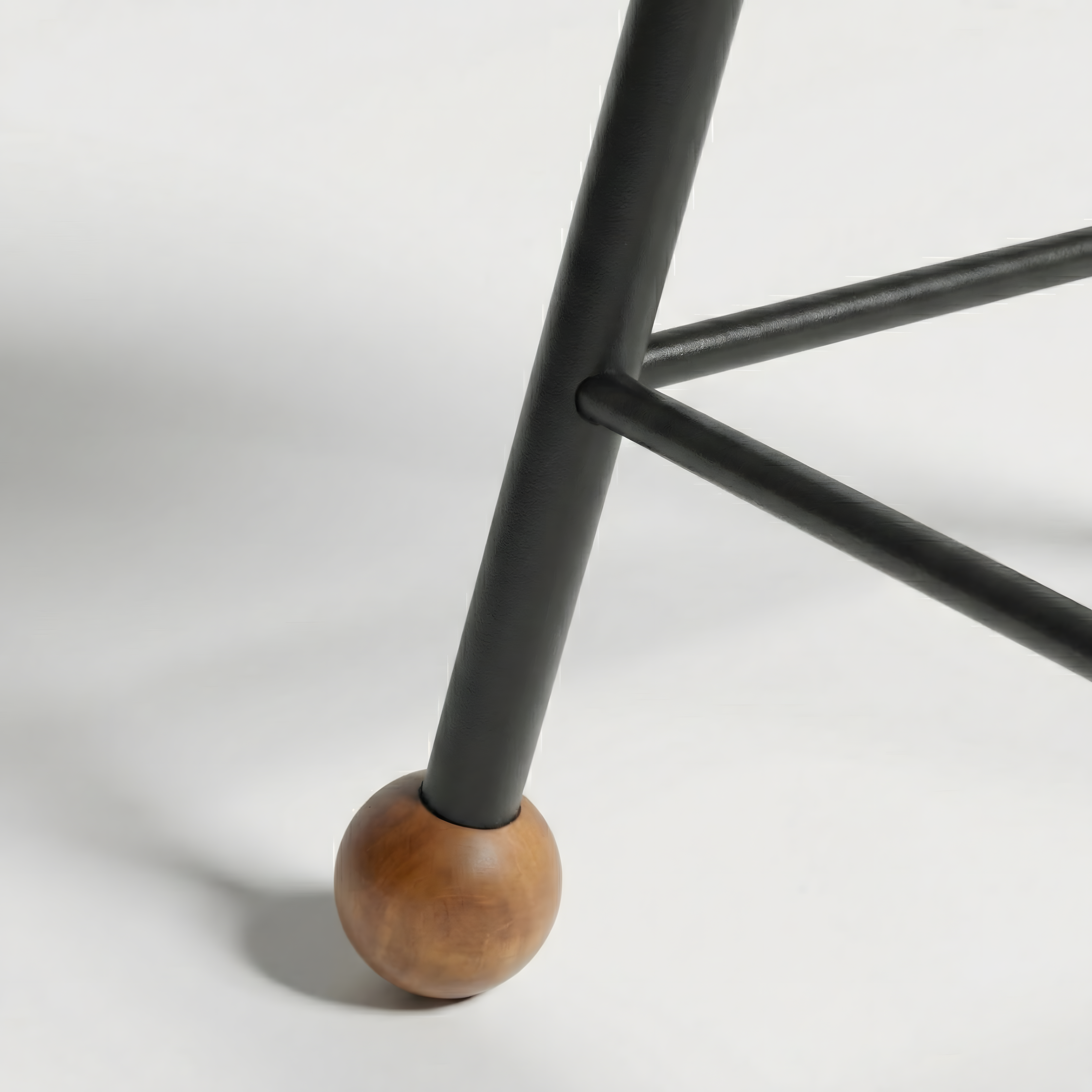 Tabure Deri Döşemeli Kahverengi Metal Ayaklı – 47cm