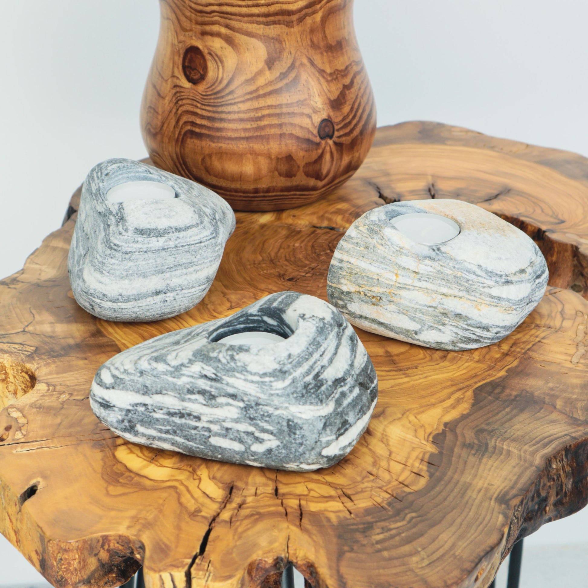 Doğal Taş Black Angel Tealight Mumluk