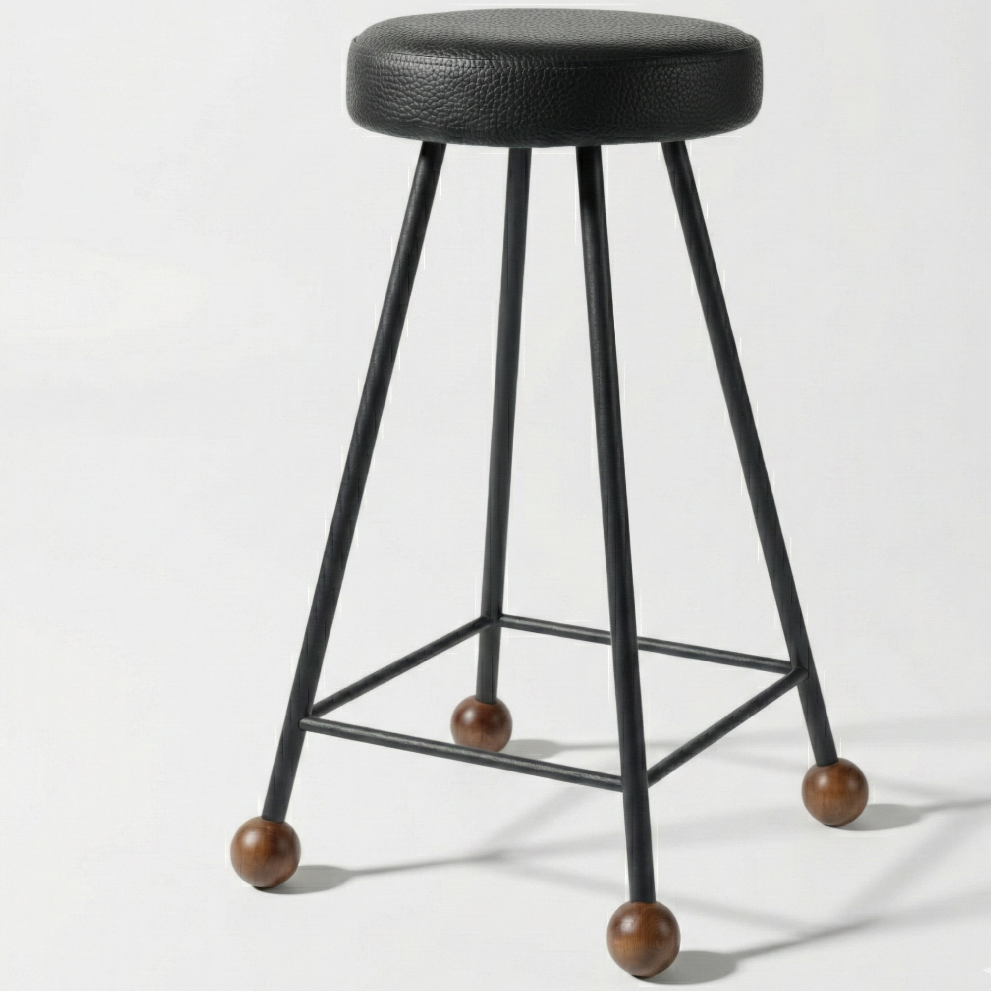 Bar Taburesi Deri Döşemeli Siyah Metal Ayaklı – 65cm