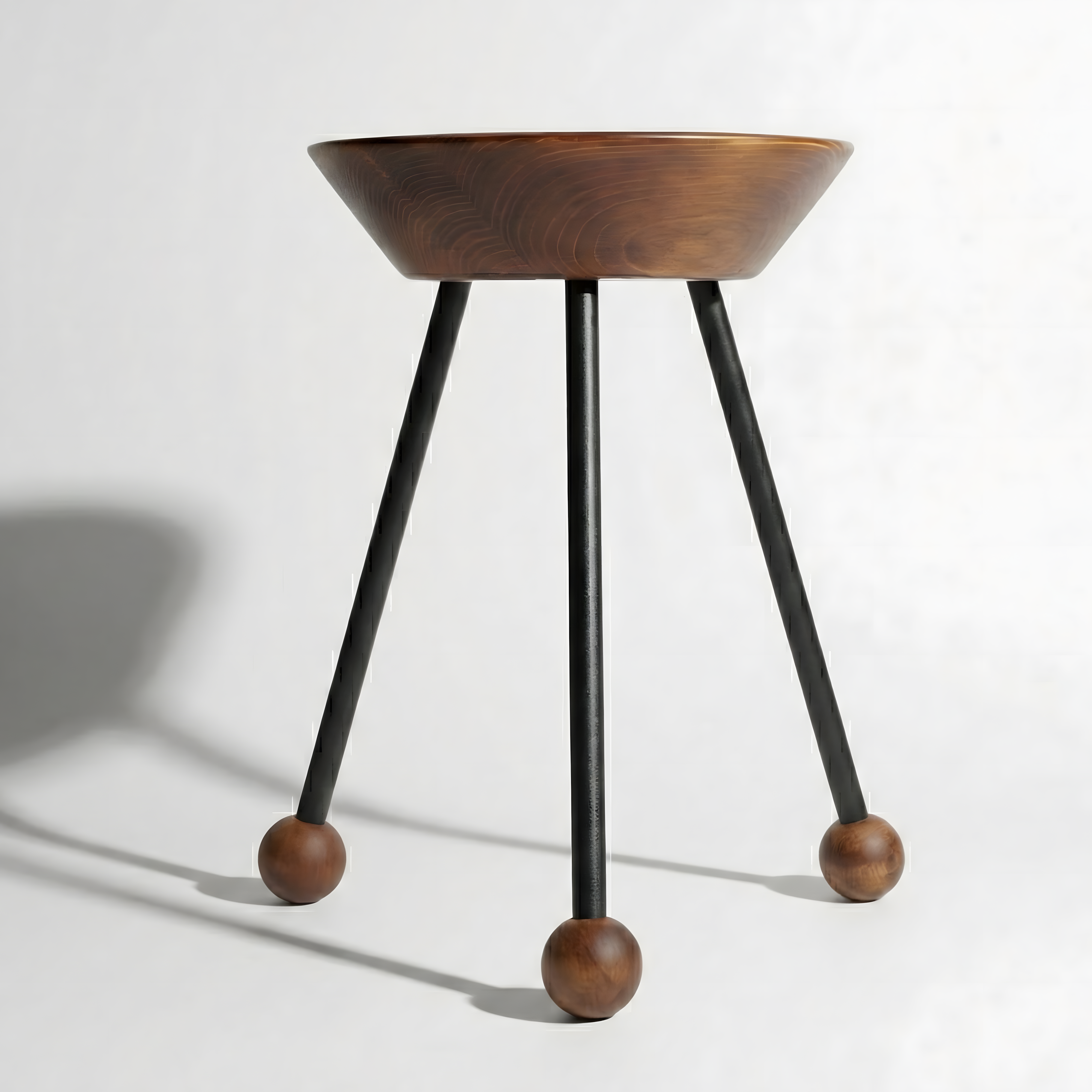 Tabure Ahşap Siyah Metal 3 Ayaklı - 47 cm
