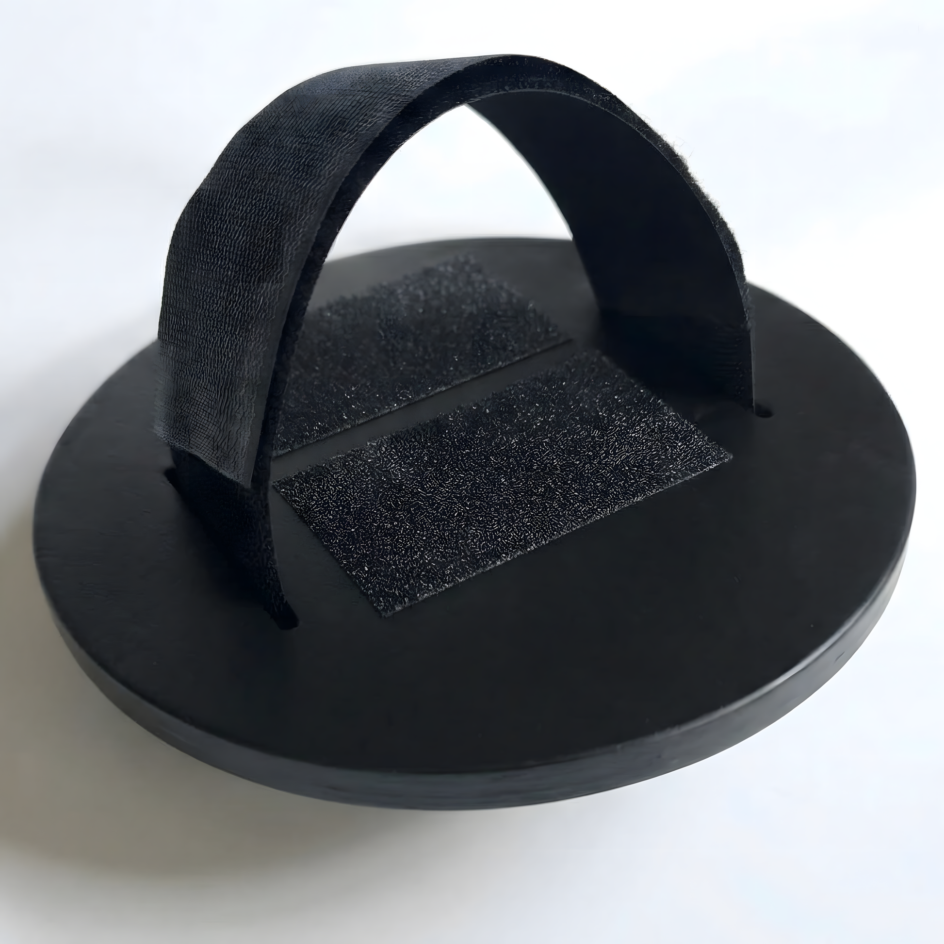 Ayak bileği ve diz güçlendiren 18 cm ayak bantlı denge tahtası.