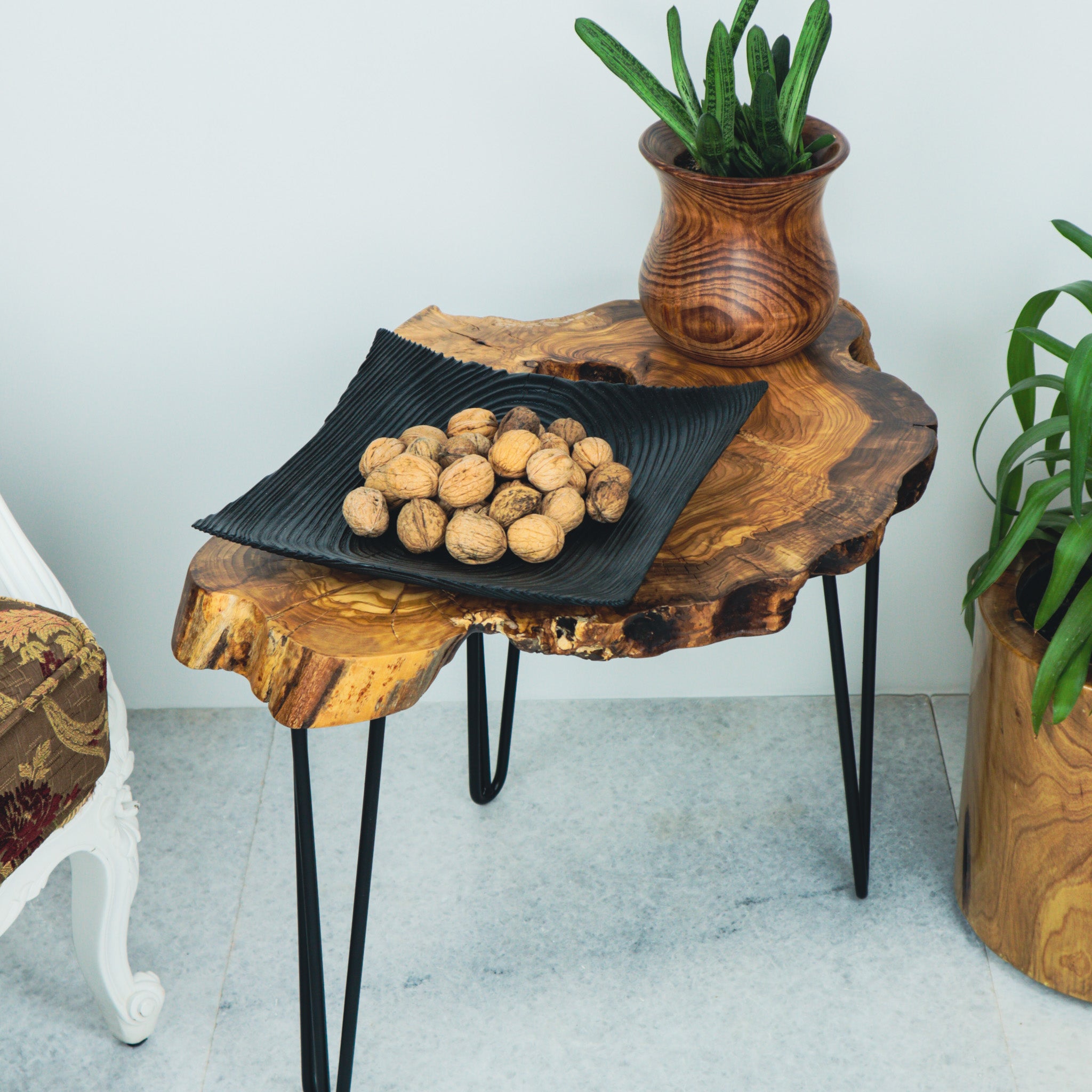 Köknar Ağacı Siyah Tabak