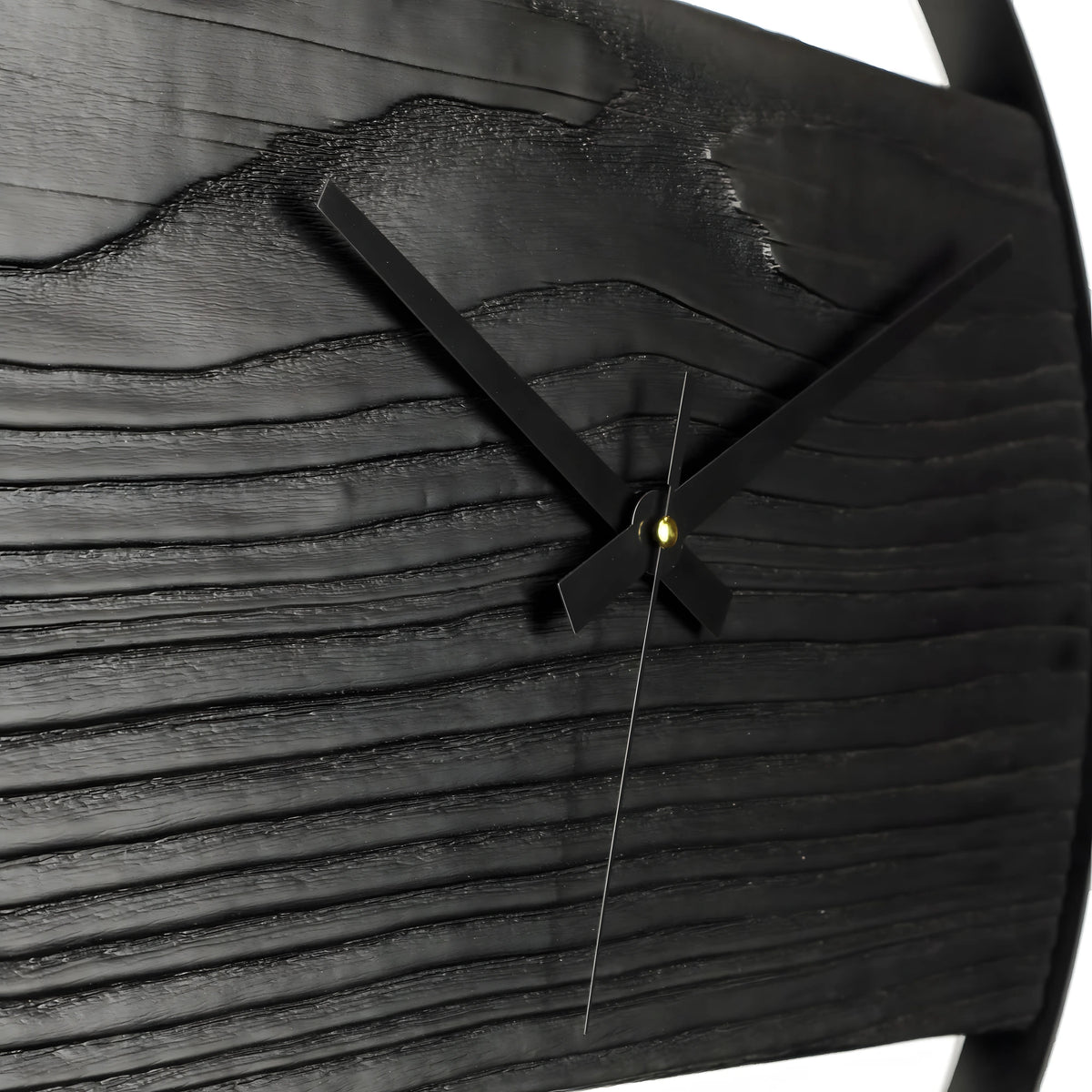 Siyah Köknar Duvar Saati | Shou Sugi Ban Ahşap (48cm)