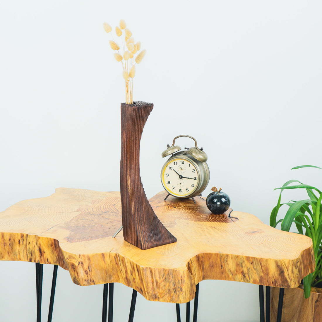 Köknar Ağacı Çiçek Vazosu