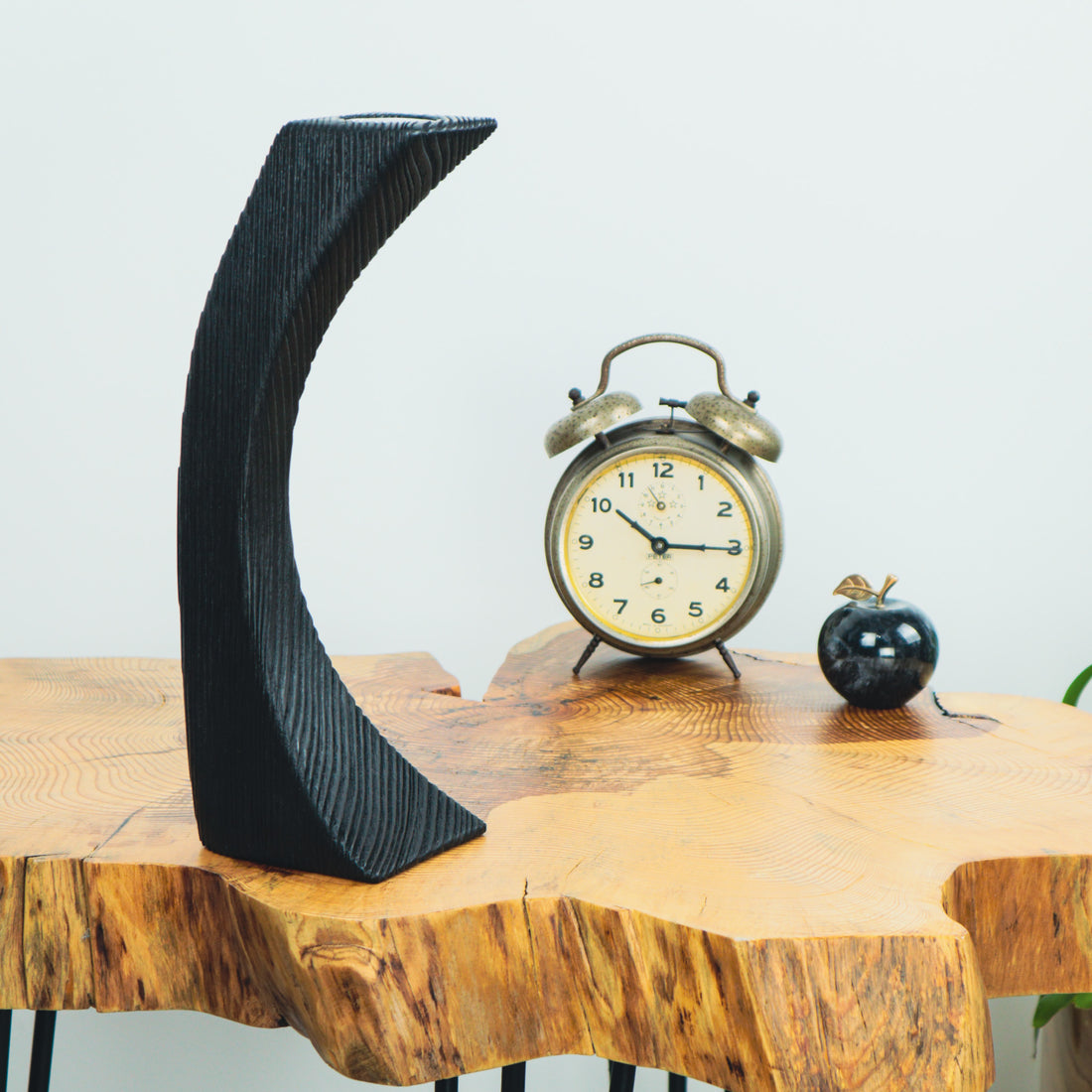 Köknar Ağacı Siyah Tealight Mumluk