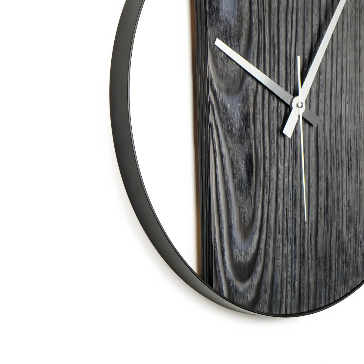 Shou Sugi Ban El Yapımı Lacivert Köknar Ahşap Duvar Saati (48 cm)