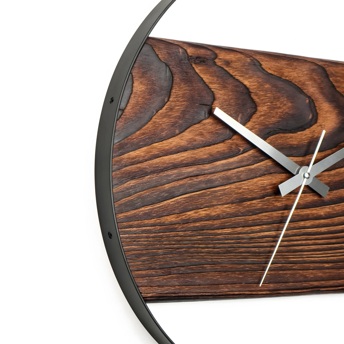 Shou Sugi Ban El Yapımı Ceviz Renk Köknar Ahşap Duvar Saati (48 cm)