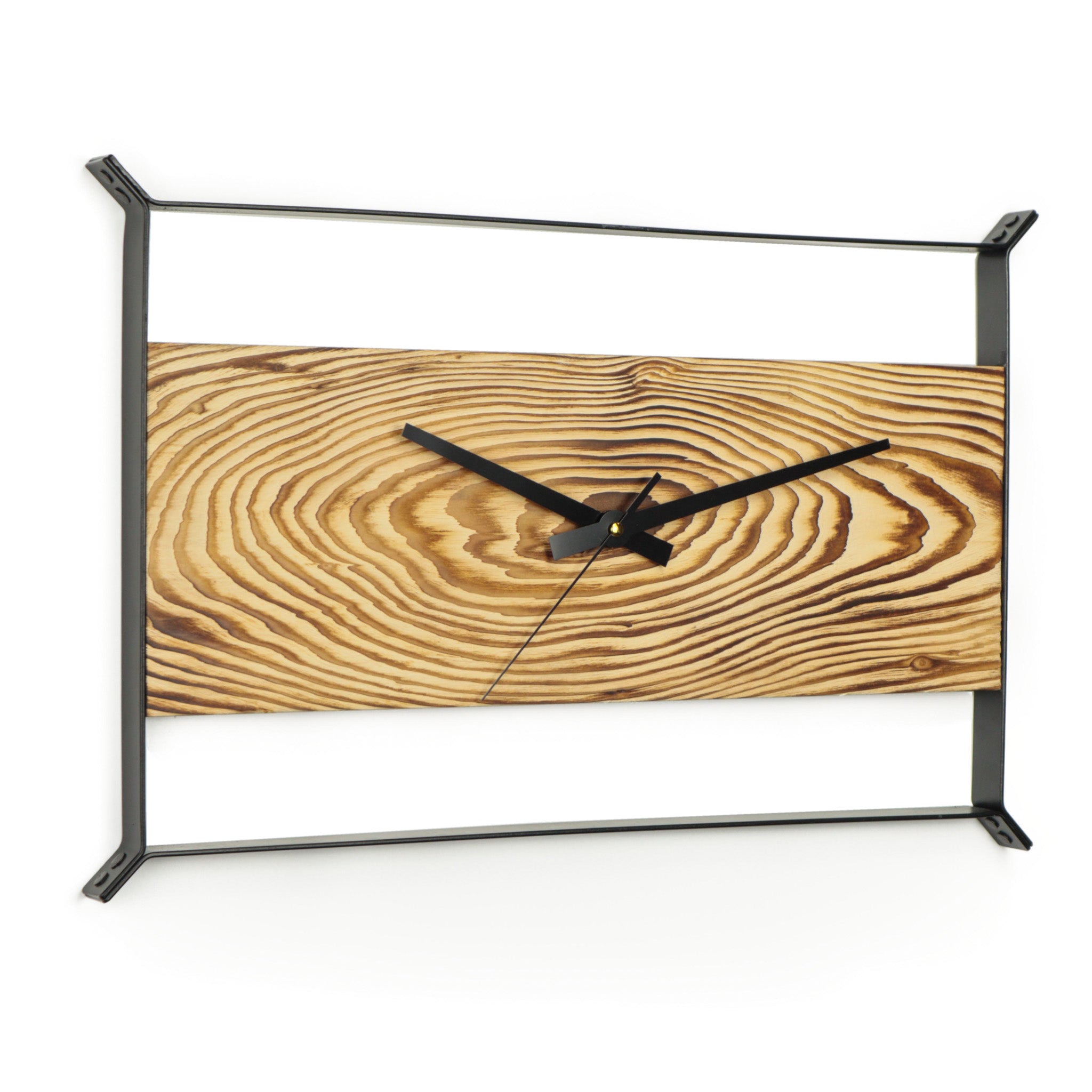 Metal Çerçeveli Dikdörtgen Köknar Ağacı Duvar Saati