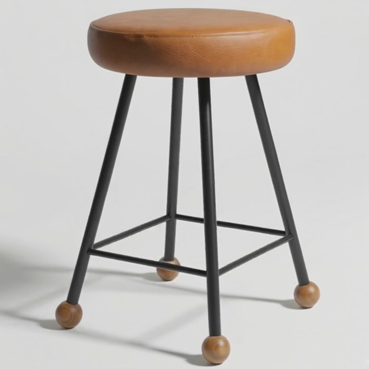 Tabure Deri Döşemeli Kahverengi Metal Ayaklı – 47cm