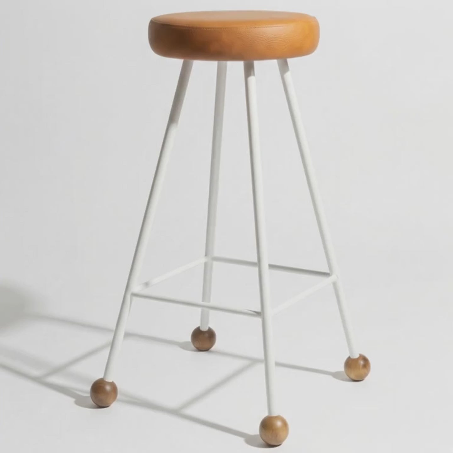 Bar Taburesi Deri Döşemeli Kahverengi Metal Ayaklı – 75cm