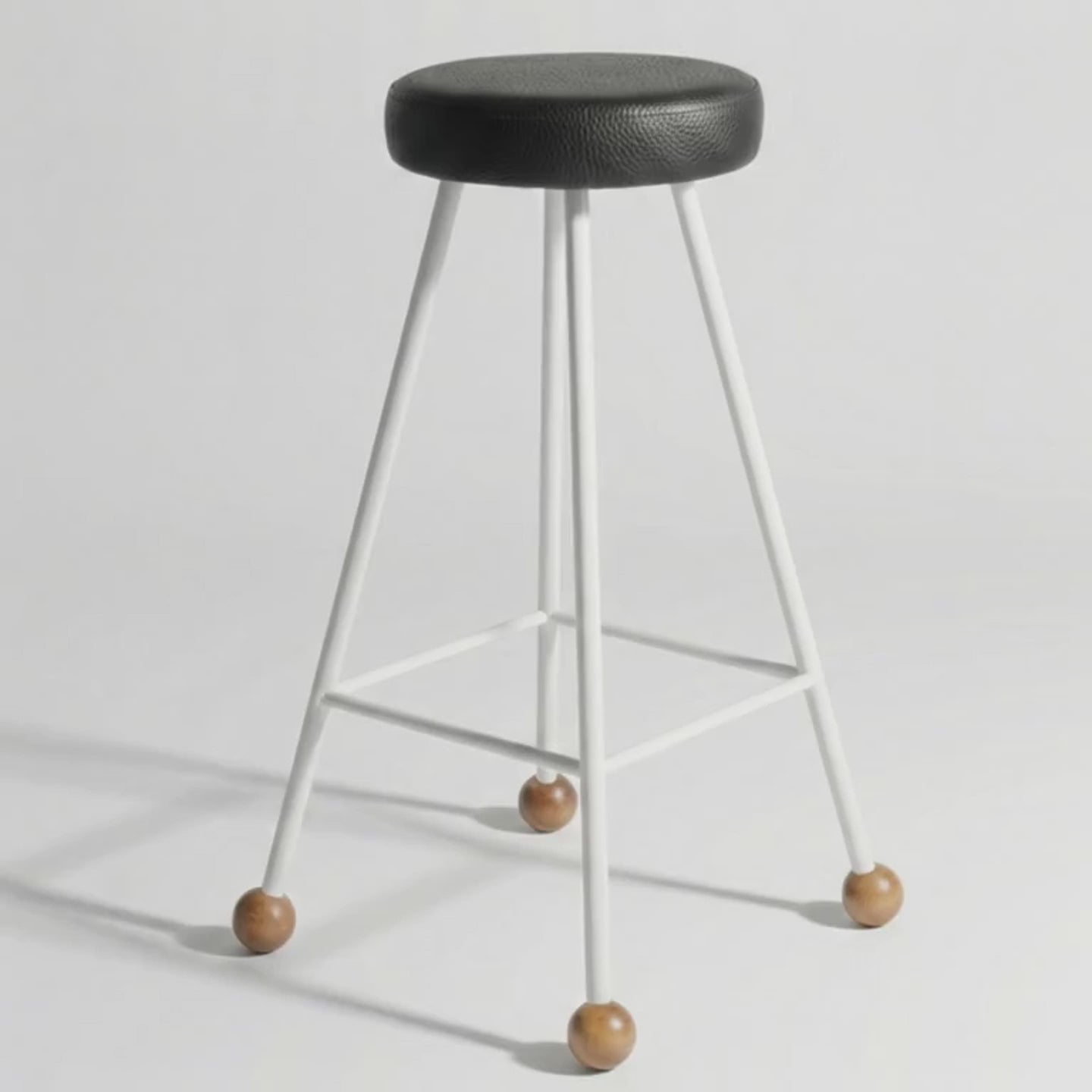 Bar Taburesi Deri Döşemeli Beyaz Metal Ayaklı – 75cm