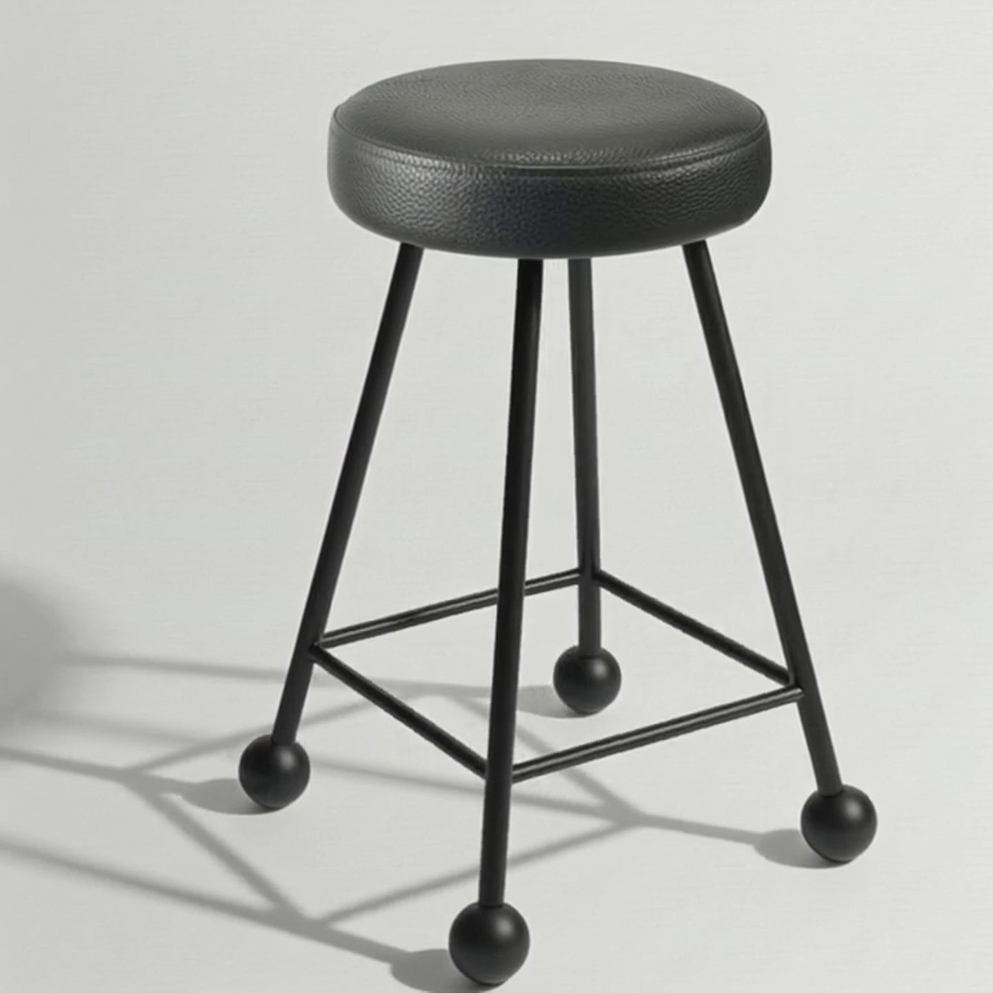 Tabure Deri Döşemeli Simsiyah Metal Ayaklı – 55cm